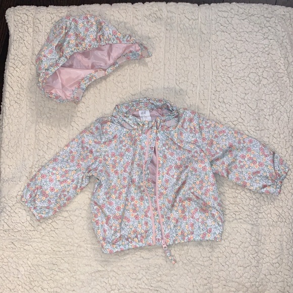 NWT! Spring jacket, windbreaker type from H&M. - Picture 6 of 7